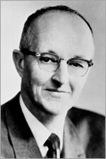 Dr. Morris fondatore di Hill's Pet Nutrition